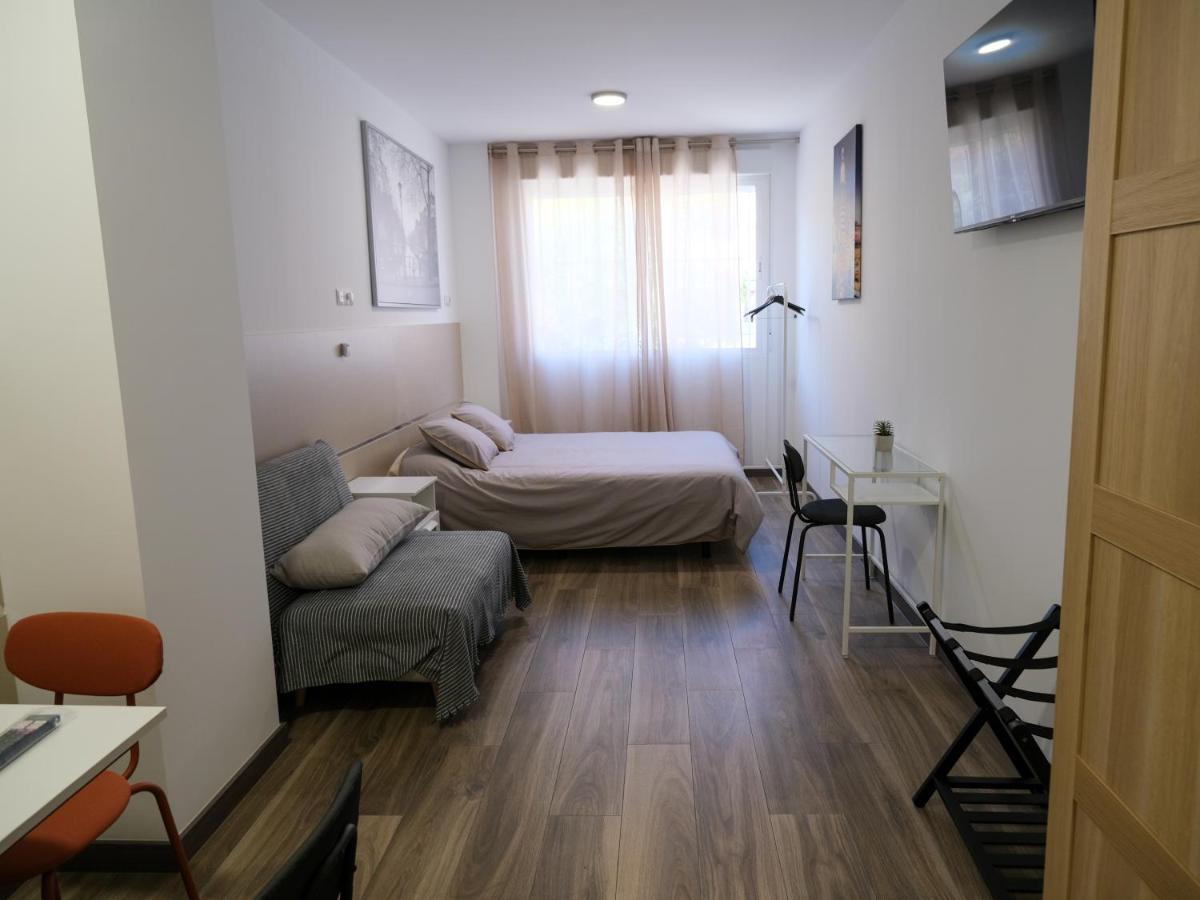 Alianza Suites Madrid Bagian luar foto