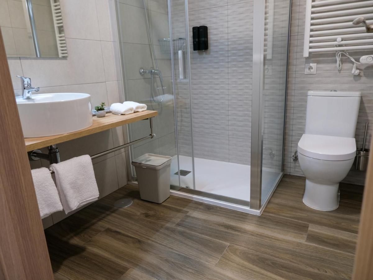Alianza Suites Madrid Bagian luar foto