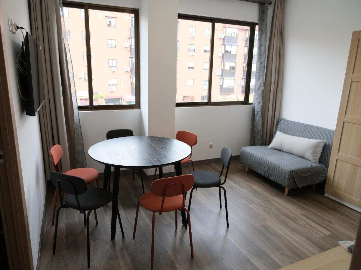 Alianza Suites Madrid Bagian luar foto
