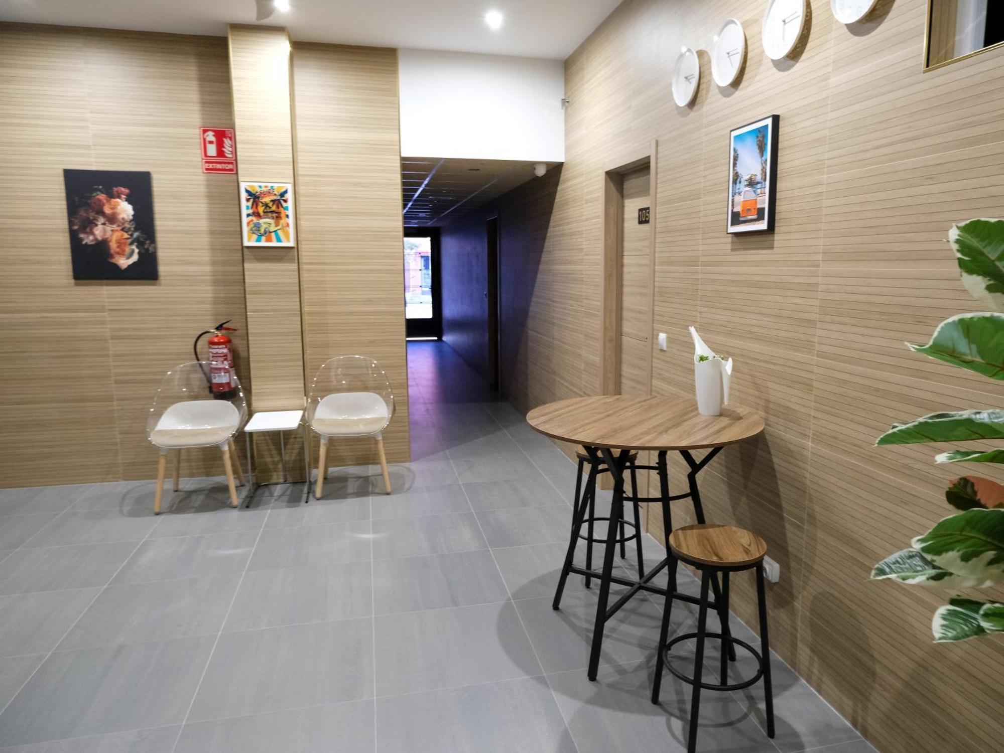 Alianza Suites Madrid Bagian luar foto