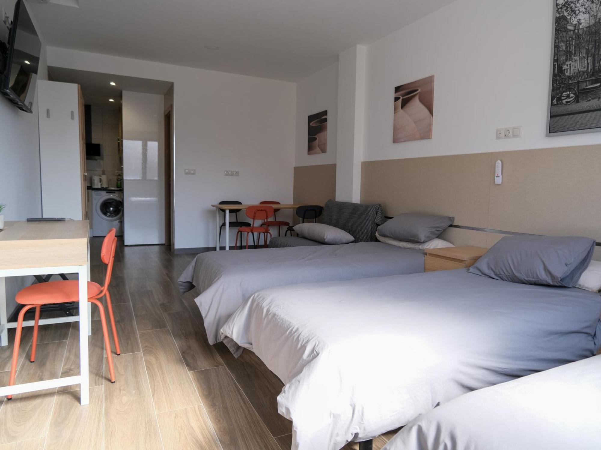 Alianza Suites Madrid Bagian luar foto