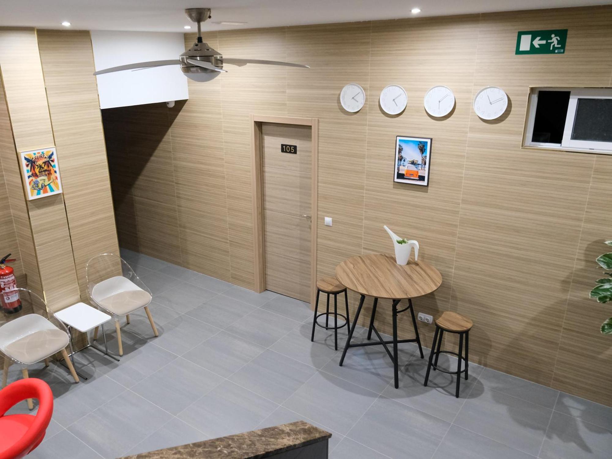 Alianza Suites Madrid Bagian luar foto