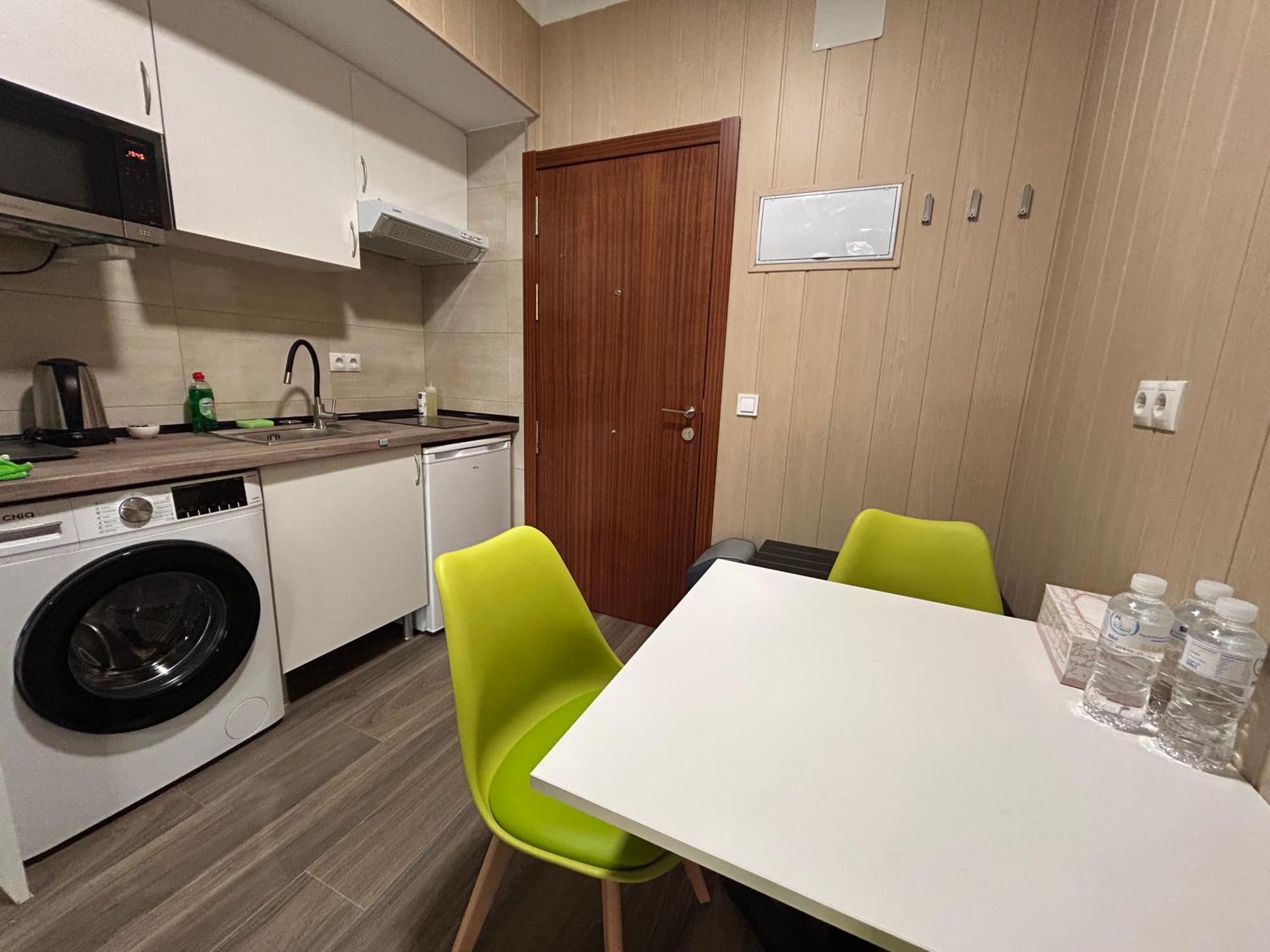 Alianza Suites Madrid Bagian luar foto